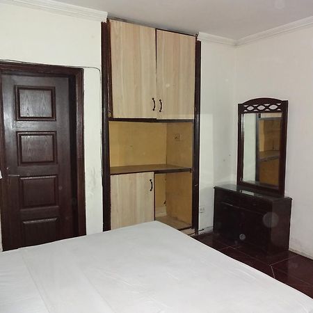 Safari Hotel Upper Mall Lahor Dış mekan fotoğraf